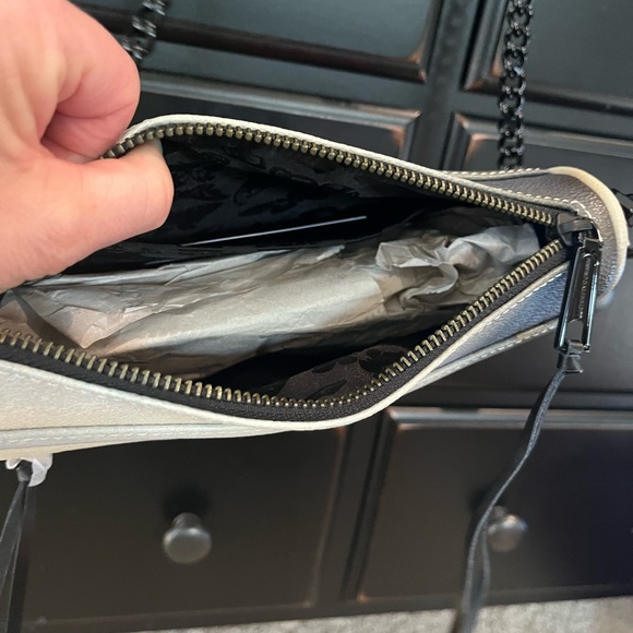 BNWT Rebecca Minkoff Crossbody Mini Mac in Grafitti Print - Picture 4 of 7